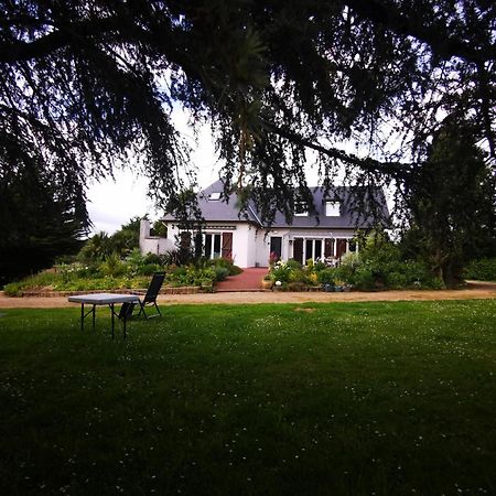 Le Logis De Catherine Et Serge Genêts Eksteriør bilde